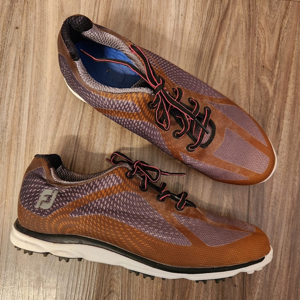 FootJoy golf shoes size 9